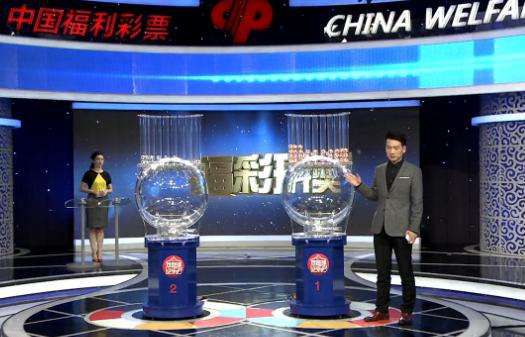申敏儿×朱智勋×李钟硕×李世荣《再婚皇后》 2025-04-15 日前，Disney+官宣新剧《再婚皇后》（재혼황후）官宣，申敏儿、朱智勋、李钟硕、李世荣确定出演。